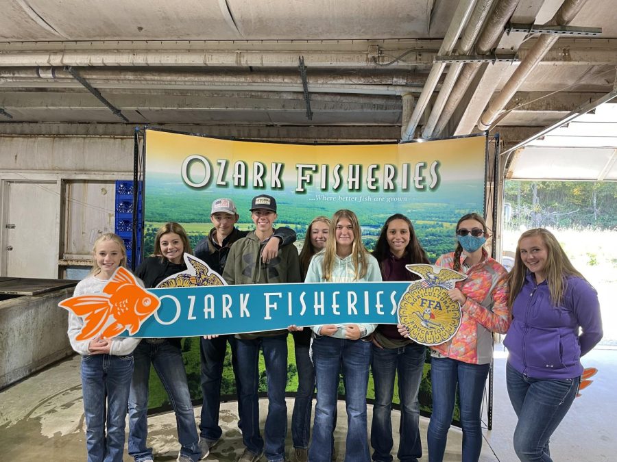 All+of+the+FFA+kids+who+attended+the+National+Convention+at+a+goldfish+farm.+The+students+all+enjoyed+it.+The+fish+farm+was+really+cool%2C+said+Bailey+Martinez.%0APhoto+credit%3A+Kendal+Bradley